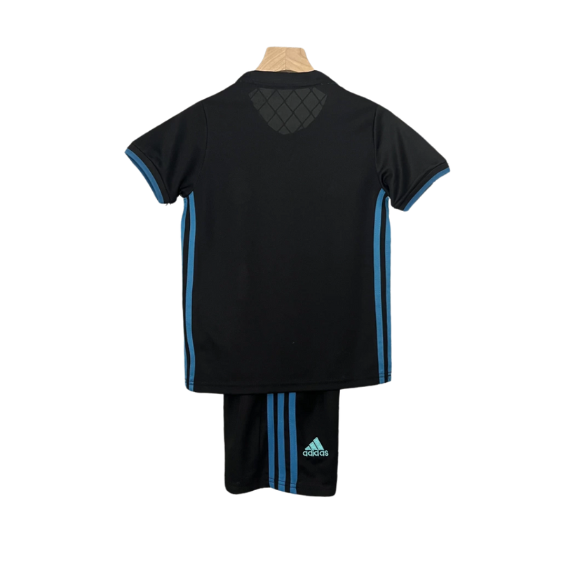 Kit Infantil Real Madrid II 17/18 - Retrô