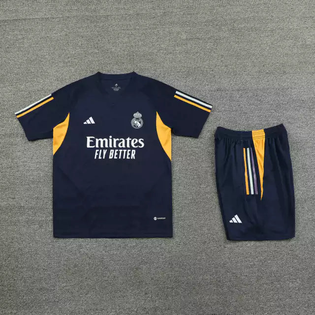 CONJUNTO CORTO REAL MADRID ENTRENAMIENTO I 23/24 Masculina - TIENDA DEL JUGADOR